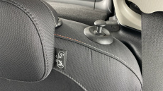 MINI Hatchback 1.5 Cooper Classic 3dr Auto [Comfort Pack] Petrol Hatchback